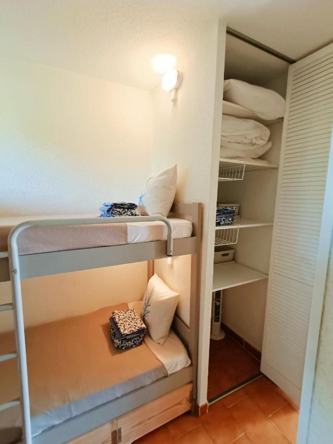 Appartamento Studio Bord De Mer Terrasse Vue Mer Piscine Sainte-Maxime Esterno foto